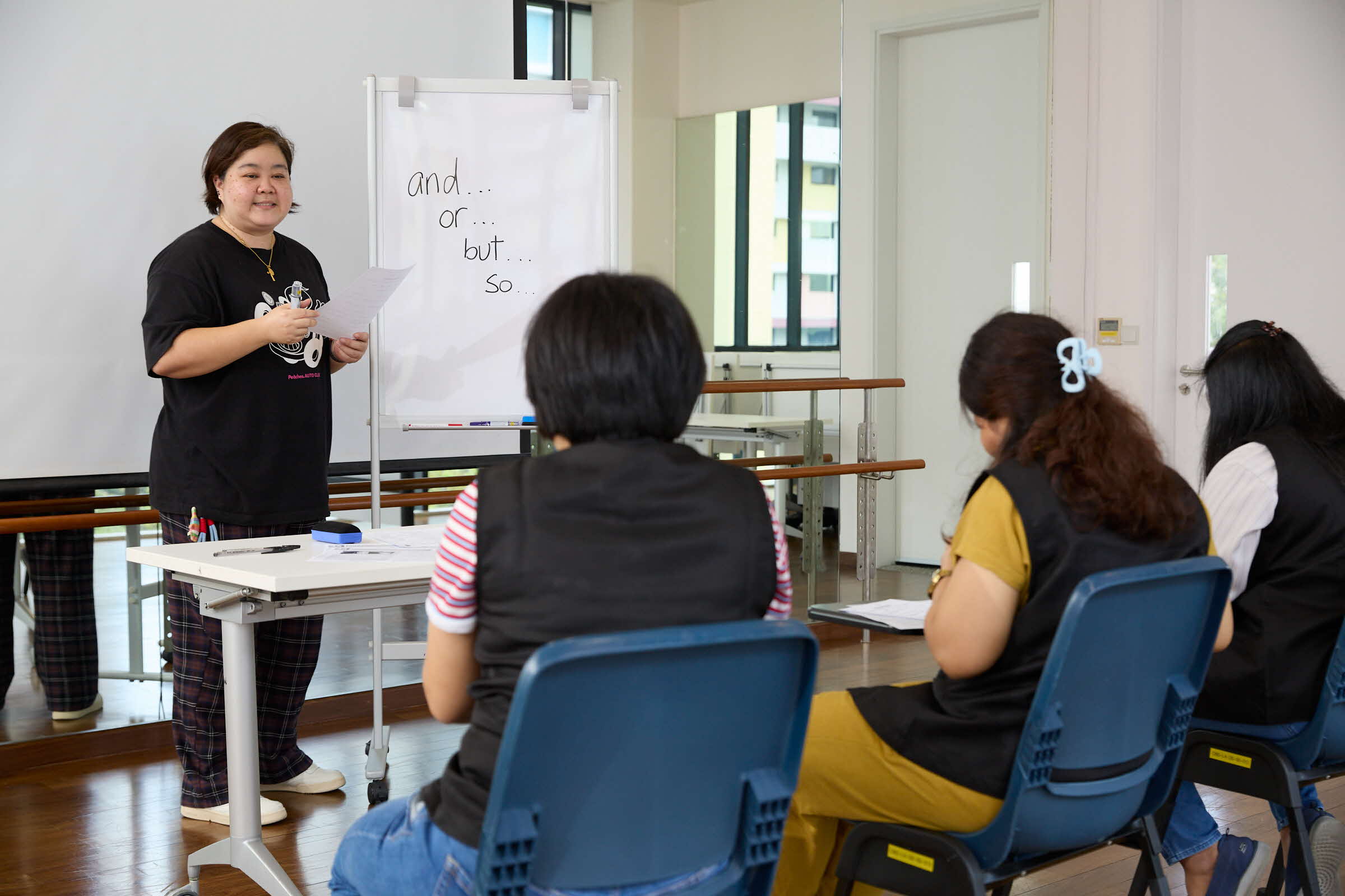 ACMI trainer with trainees